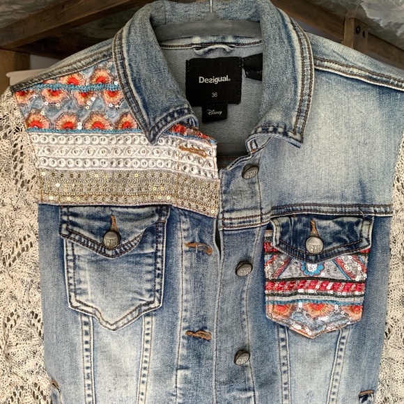 ✨New! Disney Desigual Mickey Embroidered Jean Jacket - Picture 5 of 12